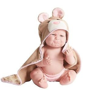 Játékbaba nagykereskedés-Berenguer lány barna mackó mintás fürdőköpenyben