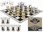 Sakk party játék üveg poharakkal